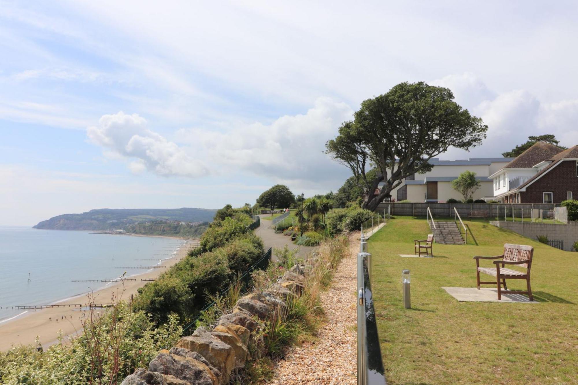 The Beach Retreat Sandown Exterior photo
