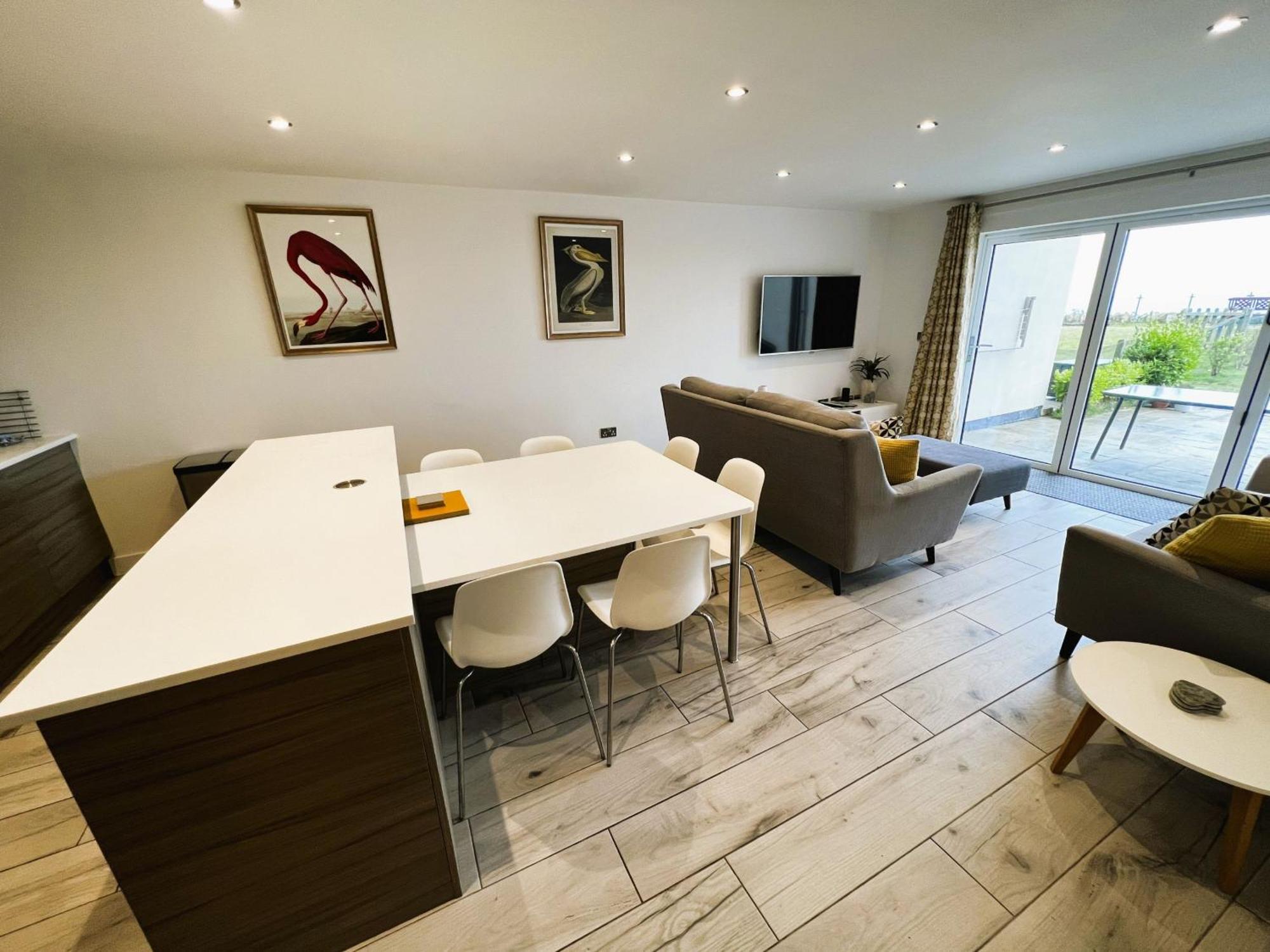 The Beach Retreat Sandown Exterior photo